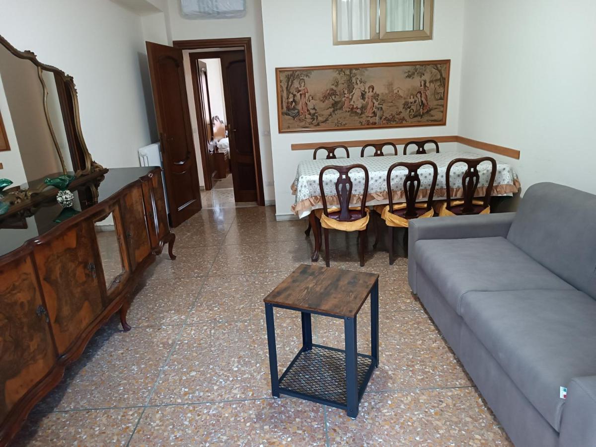 Hortis Apartment, 5 Persone, 2 Camere, Balcone, Metro C E Tram Per Il Centro ローマ エクステリア 写真