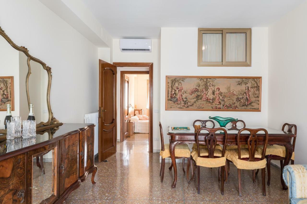 Hortis Apartment, 5 Persone, 2 Camere, Balcone, Metro C E Tram Per Il Centro ローマ エクステリア 写真